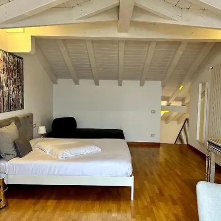 Artelago Silver Panoramic View Apartment Baveno
